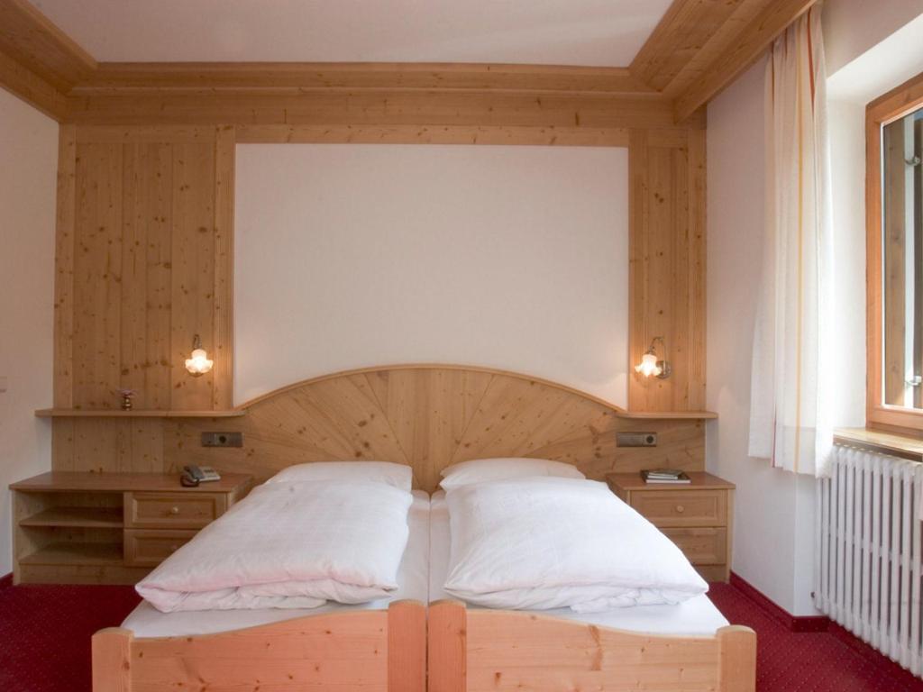 Garni Tofana Hotell Corvara Rum bild