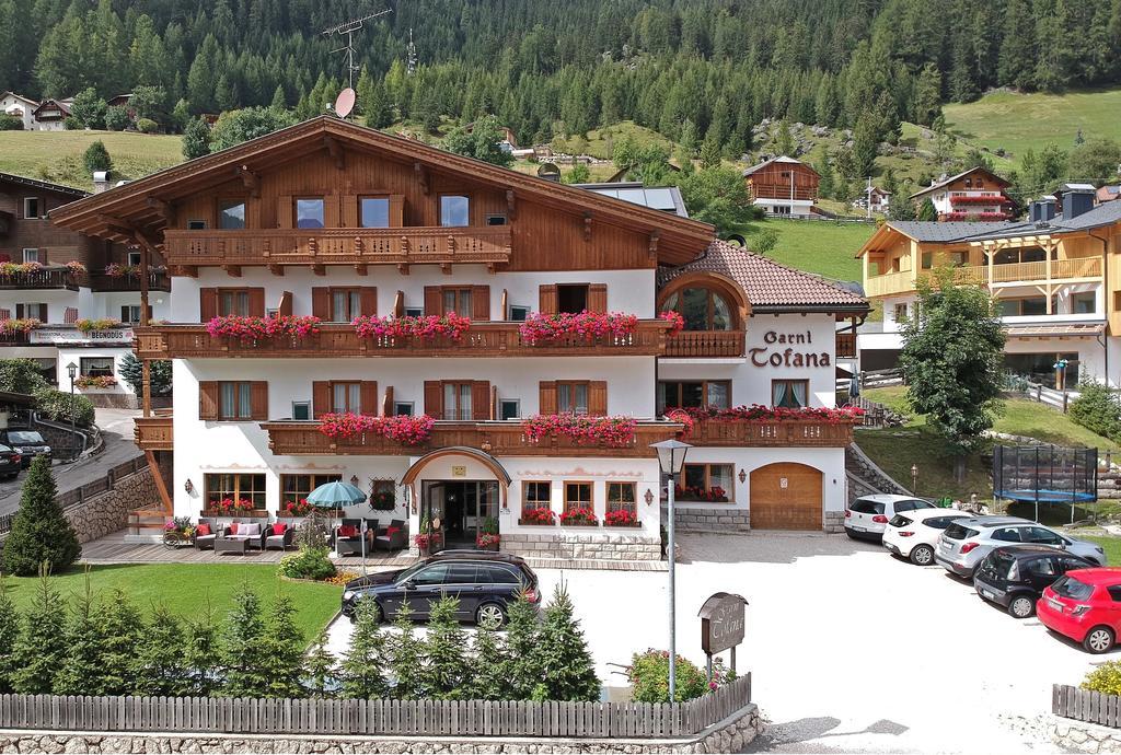 Garni Tofana Hotell Corvara Exteriör bild